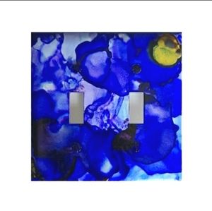 Blue Abstract Design 2 Toggle Light Switch Plate
